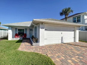 NEW RENTAL Beach Side Base Camp ~ Luxury Home within WALKING DISTANCE to beach shopping dining